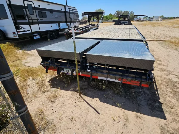 40' Deckover Flatbed